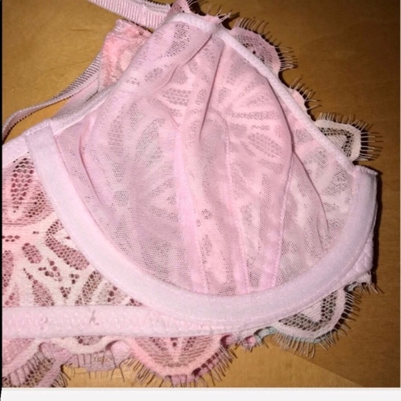 Victoria’s Secret PINK unlined lace bra - Picture 6 of 7